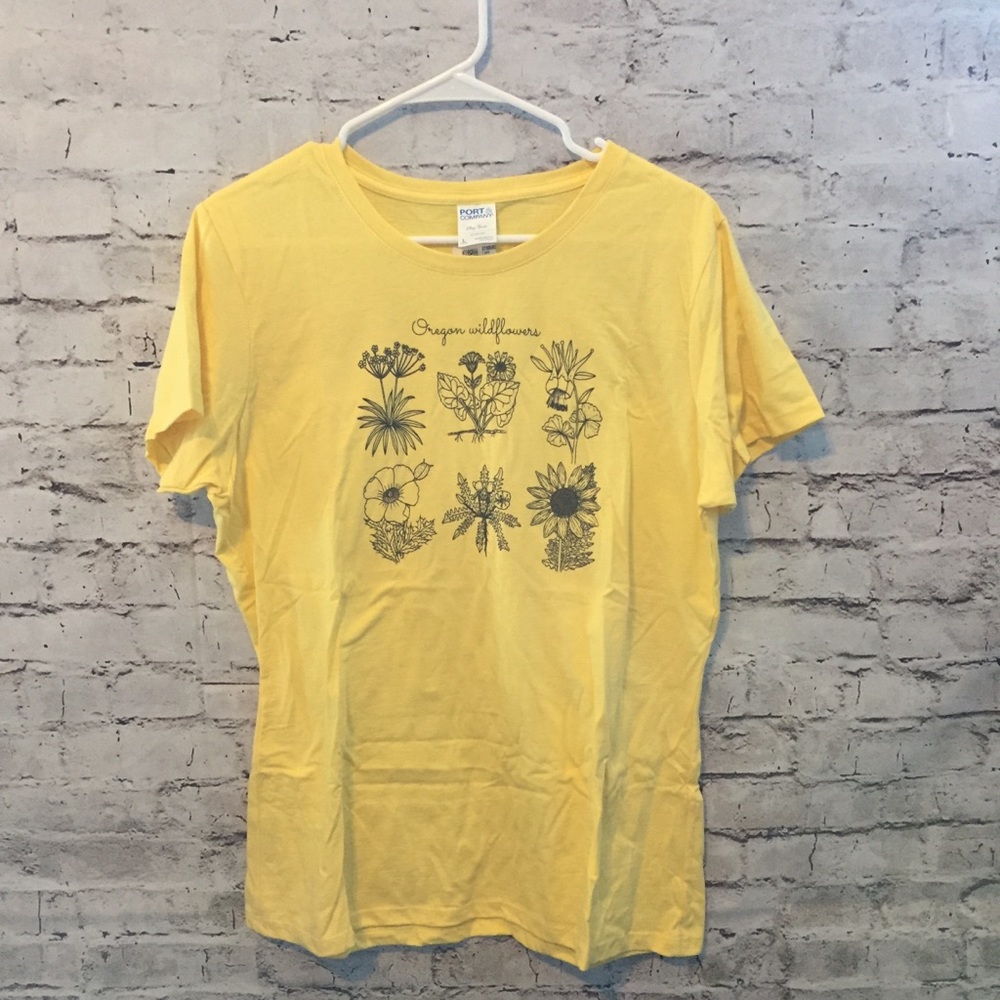 NWOT Women’s Oregon Wildflowers Graphic Tee (L)